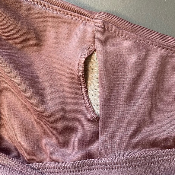 Old Navy Strappy Longline Sports Bra, Light Support, PowerPress, Dusty Rose NWT - Picture 5 of 12